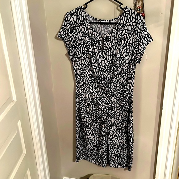 New York & Company Dresses & Skirts - Black and white dress, New York and company, size large